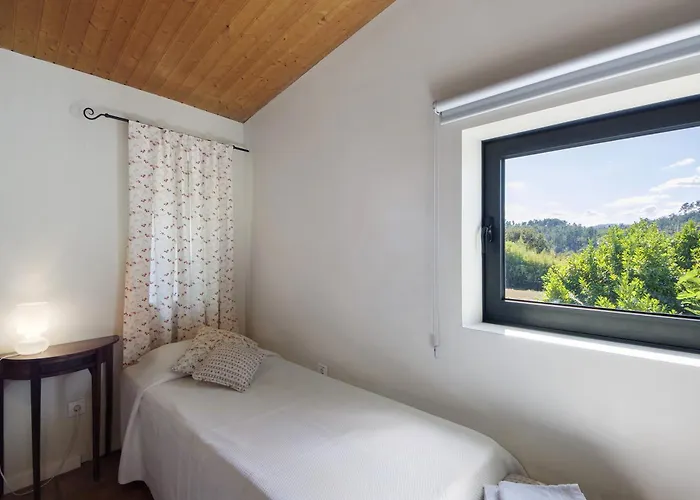 Casa De Andrães Magnolias Casa de Férias