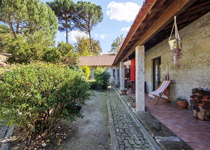 Casa de Férias Casa De Andrães Magnolias