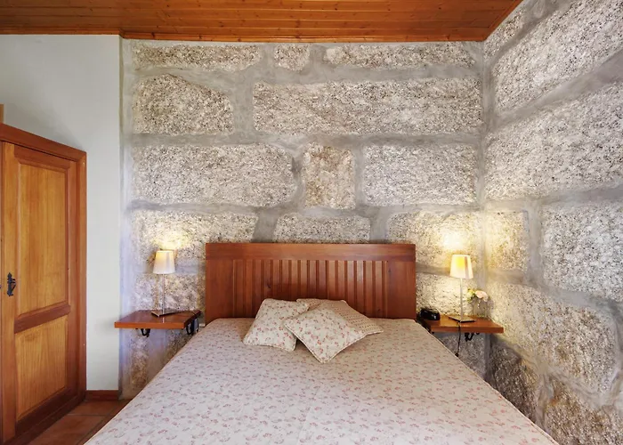 Casa De Andrães Magnolias * Marco de Canavezes